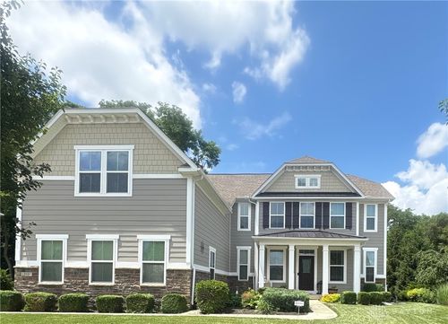 212 Triple Crown Dr, Union, OH, 45377-8719 | Card Image