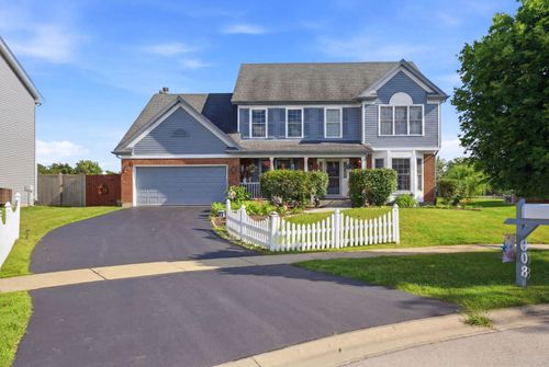 608 Lindsay Cir, North Aurora, IL, 60542-9057 | Card Image