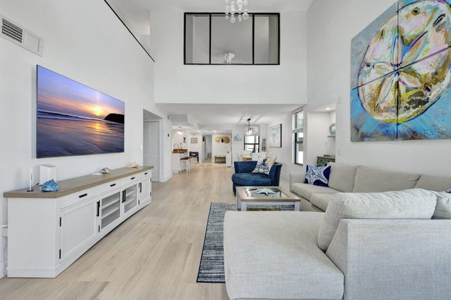211 - 4100 N Highway A1a, Condo with 3 bedrooms, 3 bathrooms and null parking in Hutchinson Island FL | Image 17