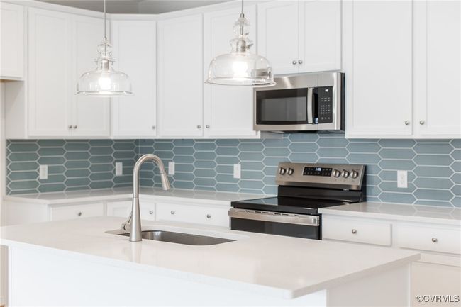 12417 Wescott Ave, Condo with 3 bedrooms, 2 bathrooms and null parking in Midlothian VA | Image 7