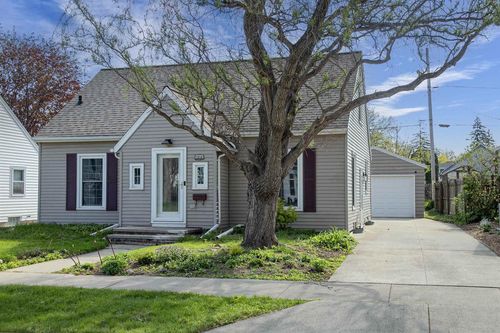 1916 N Clark Street, APPLETON, WI, 54911 | Card Image