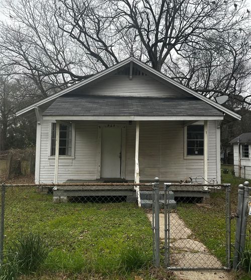 913 Bethany St, Shreveport, LA, 71106-3325 | Card Image