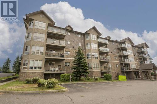 31 Martha St, Thunder Bay, ON, P7A0A3 | Card Image