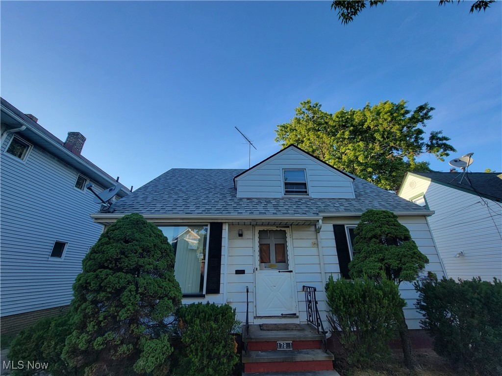 Grovewood Ave, Cleveland, OH 44119