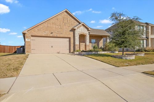 851 Rosebud Trl, Ferris, TX, 75125-2854 | Card Image