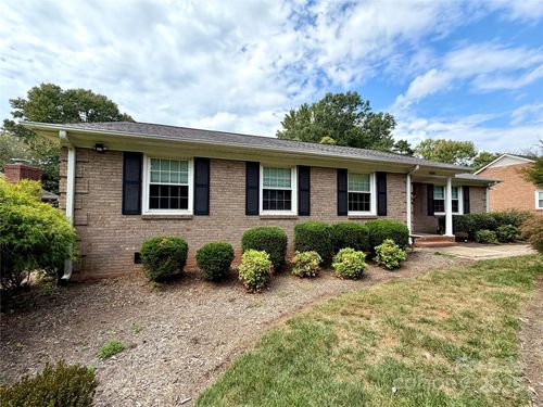 5300 Glenbrier Dr, Charlotte, NC, 28212-4445 | Card Image
