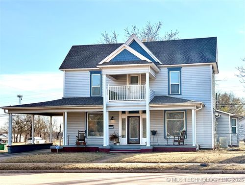 420 E Main St, Stroud, OK, 74079-4239 | Card Image