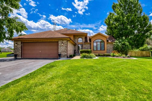 14516 S Casey Ln, Homer Glen, IL, 60491-8585 | Card Image