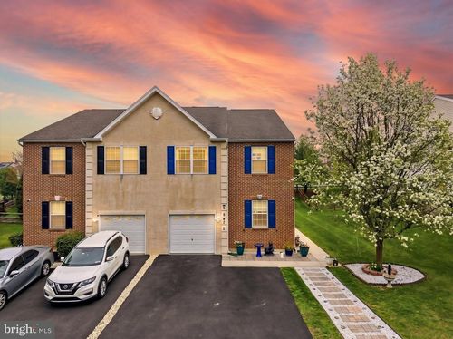 6825 Hunt Drive, Macungie, PA, 18062 | Card Image