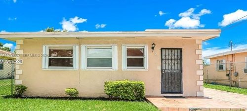 725 Sw 12th Ave, Homestead, FL, 33030-6851 | Card Image