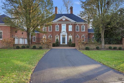 16 Wiveliscombe, New Albany, OH, 43054-7603 | Card Image