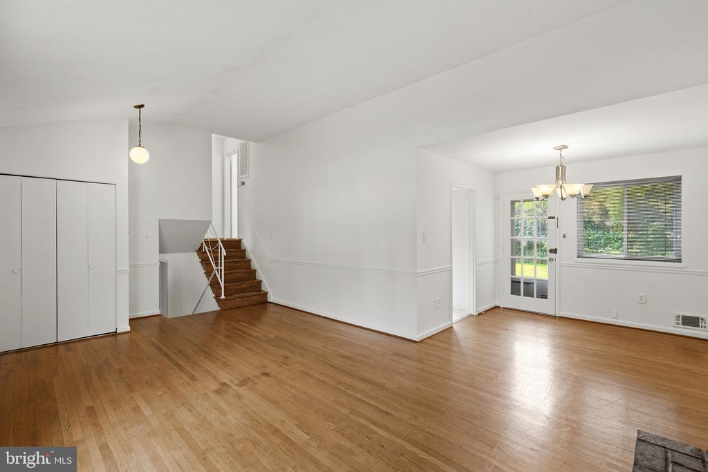 Residential in ROCKVILLE 4