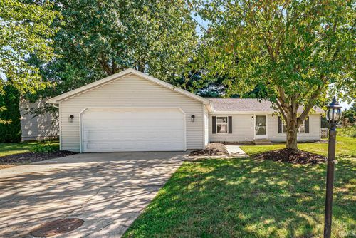 53096 Crystal Pond Dr, Elkhart, IN, 46514-7804 | Card Image