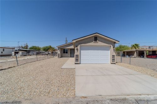 1967 Imperial Dr, Bullhead City, AZ, 86442-4943 | Card Image