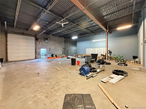 bldg-c1-15 Frowein Rd, Center Moriches, NY, 11934-1607 | Card Image