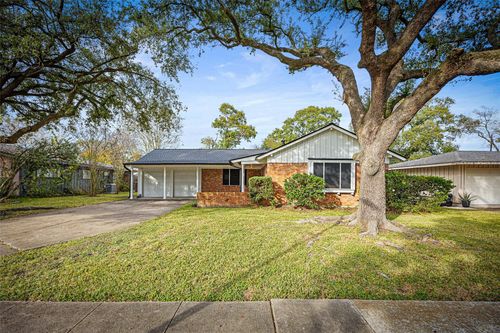 10319 Old Orchard Rd, La Porte, TX, 77571-4229 | Card Image