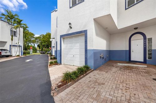 2929 Sw 18th Ter, Fort Lauderdale, FL, 33315-2754 | Card Image