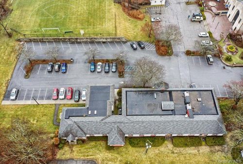 527 Route 22, Pawling, NY, 12564-1218 | Card Image