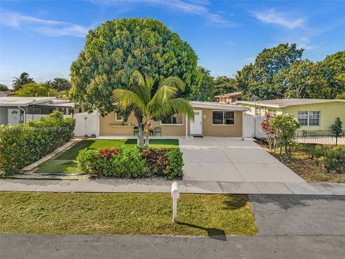 5618 Sw 36th St, West Park, FL, 33023-6106 | Card Image