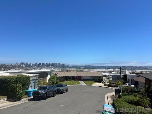 2011 Rodelane, San Diego, CA, 92103 | Card Image