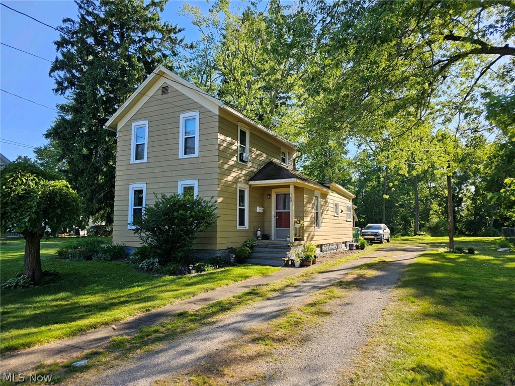 Liberty St, Painesville, OH 44077