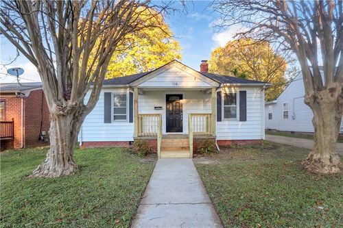 114 Clifton St, Hampton, VA, 23661-2816 | Card Image