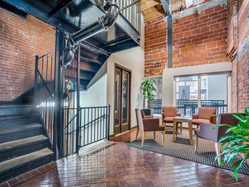 apt-405-509 Elm St, Dallas, TX, 75202-3342 | Card Image