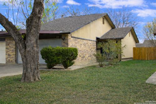 1310 Bayou Dr, San Antonio, TX, 78245-1533 | Card Image