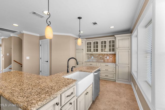 16-web-or-mls-80 Breakers-15 | Image 17
