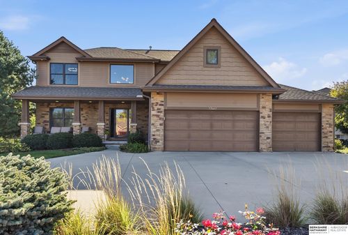 17643 Prestwick Avenue, Omaha, NE, 68136 | Card Image