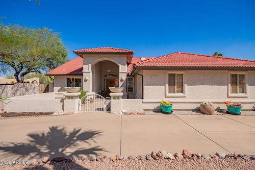 10233 N Demaret Dr, Fountain Hills, AZ, 85268-5745 | Card Image