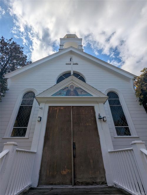 140 Main Street, Brookhaven, NY, 11733 | Card Image
