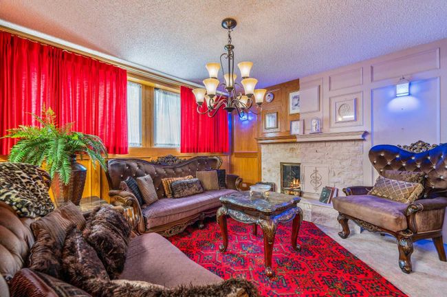 1108 Premier Way Sw, House detached with 4 bedrooms, 3 bathrooms and 4 parking in Calgary AB | Image 35