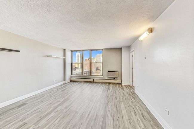 APT-1006 - 5401 S Hyde Park Blvd, Condo with 1 bedrooms, 1 bathrooms and null parking in CHICAGO IL | Image 4
