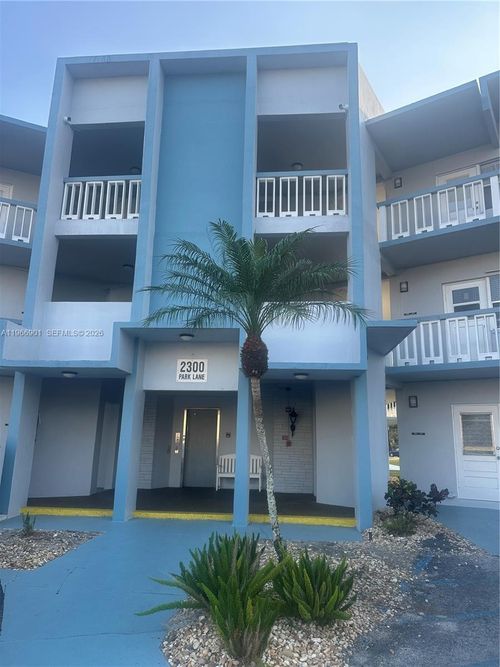 apt-316-2300 Park Ln, Hollywood, FL, 33021-3771 | Card Image