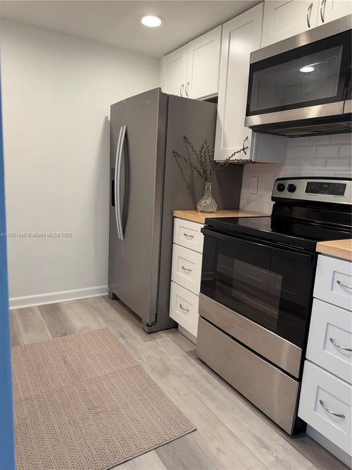 apt-310k-801 Sw 133rd Ter, Pembroke Pines, FL, 33027-6453 | Card Image