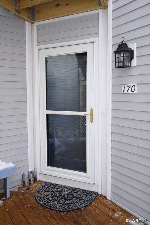 apt-170-2 Mansfield Grove Rd, East Haven, CT, 06512-4806 | Card Image