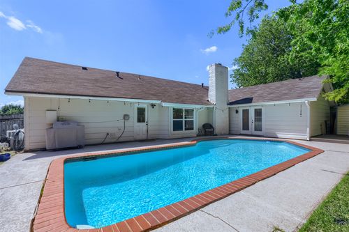 9016 W Pointer Ln, Austin, TX, 78758-6443 | Card Image