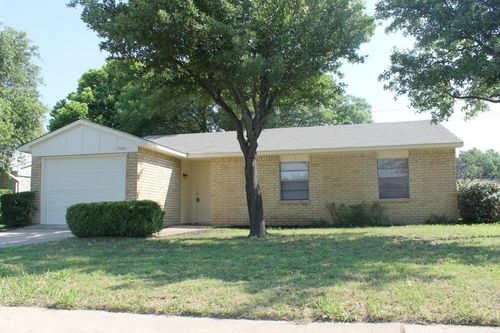 5445 Gates Dr, The Colony, TX, 75056-1806 | Card Image