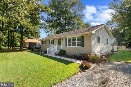 99 Reed St, Frankford, DE, 19945-9799 | Card Image