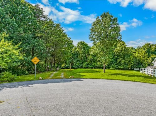 1401 Whites Mill Rd, High Point, NC, 27265-9667 | Card Image