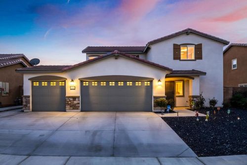 32089 Bunkhouse Rd, Winchester, CA, 92596-7616 | Card Image