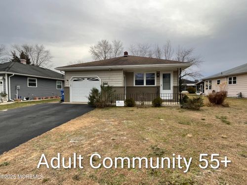 554 Jamaica Blvd, Toms River, NJ, 08757-4315 | Card Image