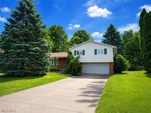 1686 Roosevelt Ave, Niles, OH, 44446-4108 | Card Image
