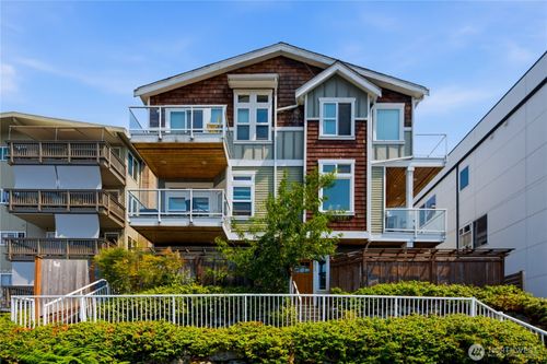 2540 14th Ave W, Seattle, WA, 98119-2120 | Card Image