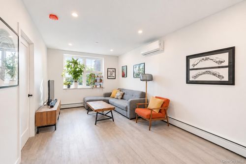 2b-1652 Stillwell Ave, Brooklyn, NY, 11223-1042 | Card Image