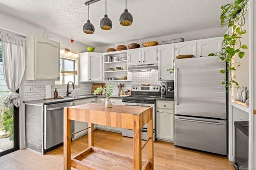 1261 14th St, Courtenay, BC, V9N1X1 | Card Image