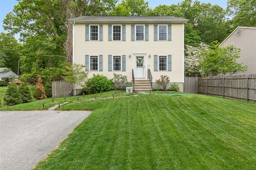 121 Greenbush Rd, East Greenwich, RI, 02818-2046 | Card Image