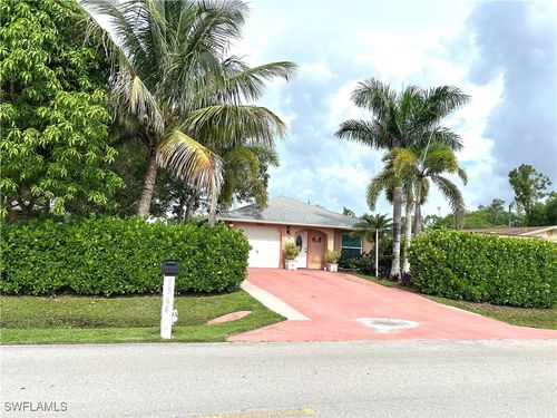 5364 Texas Ave, NAPLES, FL, 34113-7829 | Card Image