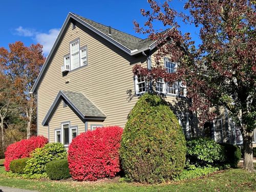 63-63 Amity Pl, Amherst, MA, 01002-2255 | Card Image